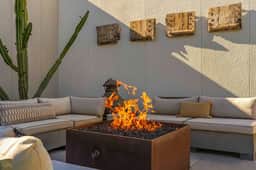 Luxury Resort-Style Retreat in Palm Springs