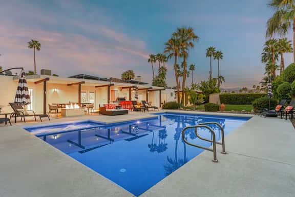 Oasis Del Sol - Image 1