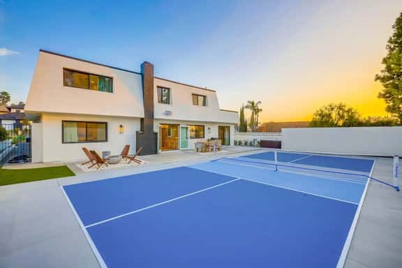 Pickleball Paradise - Image 1