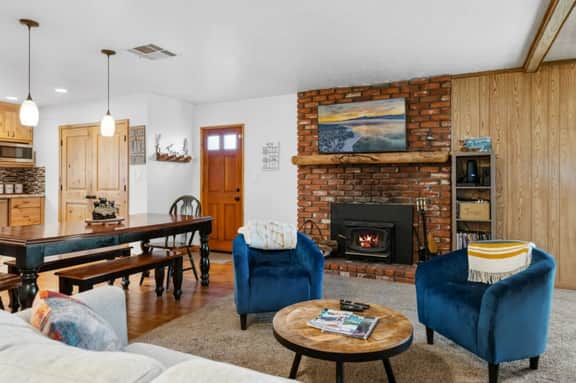 Villa Grove