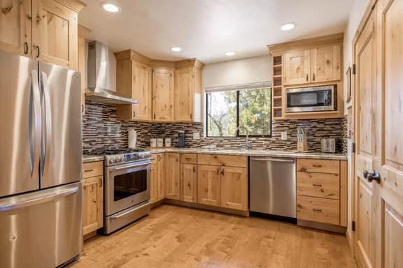 Villa Grove - Image 4