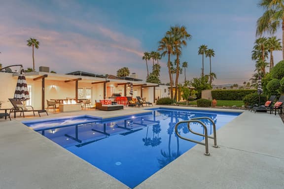 Oasis Del Sol